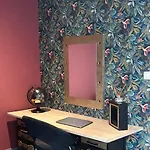L Instant Suspendu Maison 25m2 Avec Coin Salon Wifi Netflix Maison Like And * Duclair