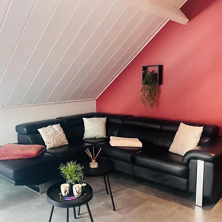 L Instant Suspendu Maison 25m2 Avec Coin Salon Wifi Netflix Maison Like And *